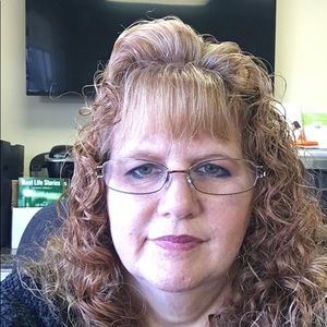 Meet your Posher, Paula